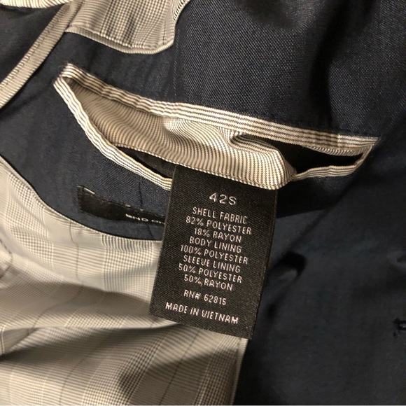 J Ferrar Men’s Slim Blue Two Button Sports Jacket - Picture 4 of 7